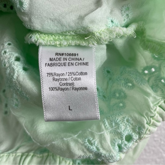 Young Fabulous & Broke Balloon Sleeve Mint Green Eyelet Wrap Top - Picture 9 of 9